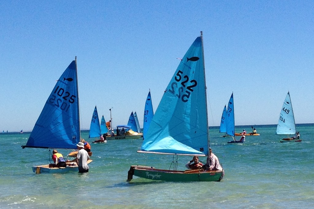 Novice fleet pit stop between races. - Victorian Minnow Championship © Jane Moffat
